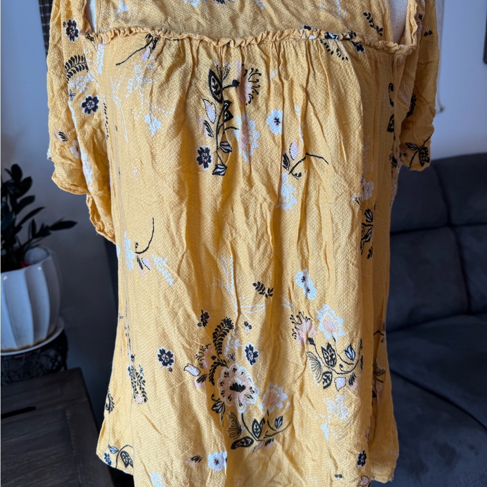 Torrid Yellow Floral Cold Shoulder Blouse With Sweet Blue Floral Design